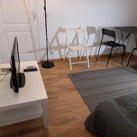 Appartement au 1 etage Pavillon à 5 minutes de Paris Cachan Exterior foto
