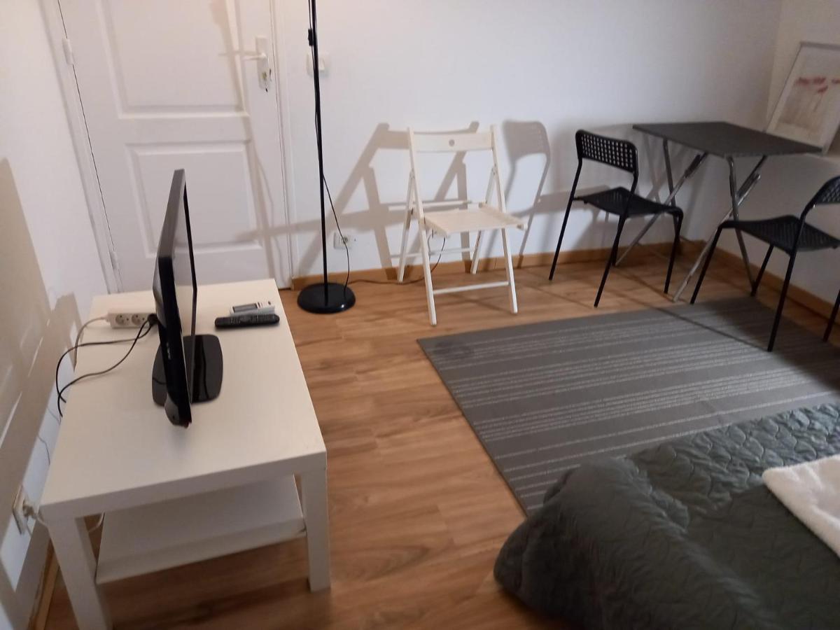 Appartement au 1 etage Pavillon à 5 minutes de Paris Cachan Exterior foto